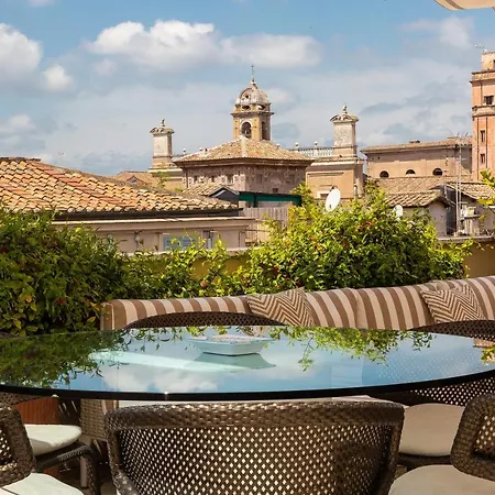公寓 Amazing Penthouse Piazza Venezia *