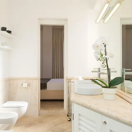 Amazing Penthouse Piazza Venezia ローマ